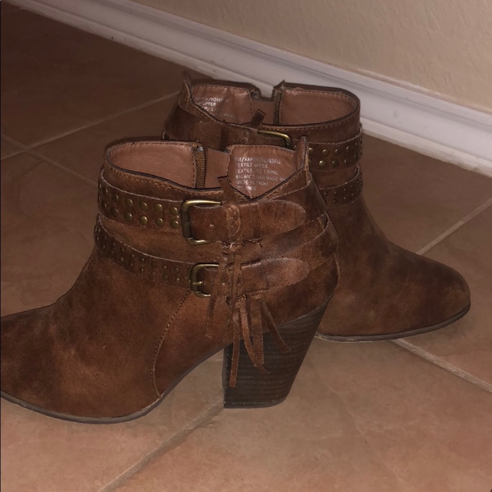 XOXO booties